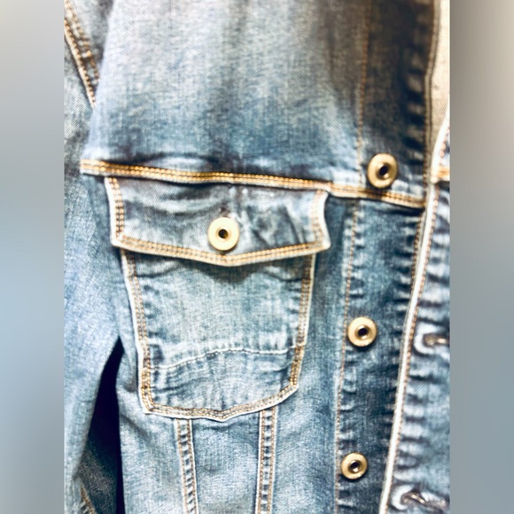 Express Denim Jacket - Picture 5 of 7